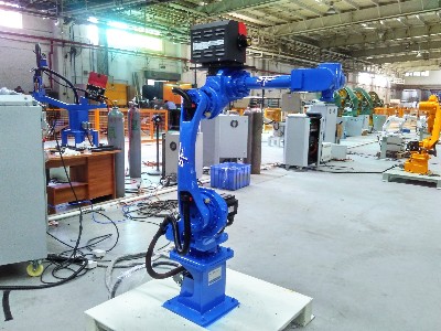 焊接機(jī)器人