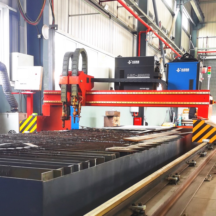 龍門數(shù)控等離子火焰切割機(jī) (1)