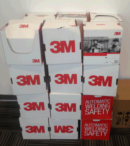 自動(dòng)變光焊接面罩