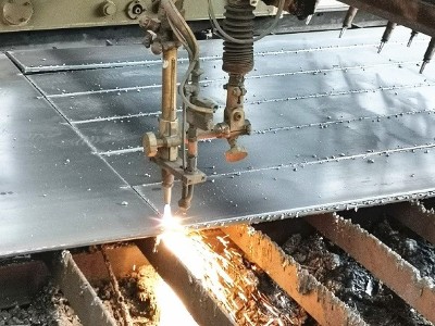 龍門(mén)數(shù)控火焰切割機(jī)