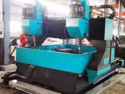 數(shù)控平面鉆床